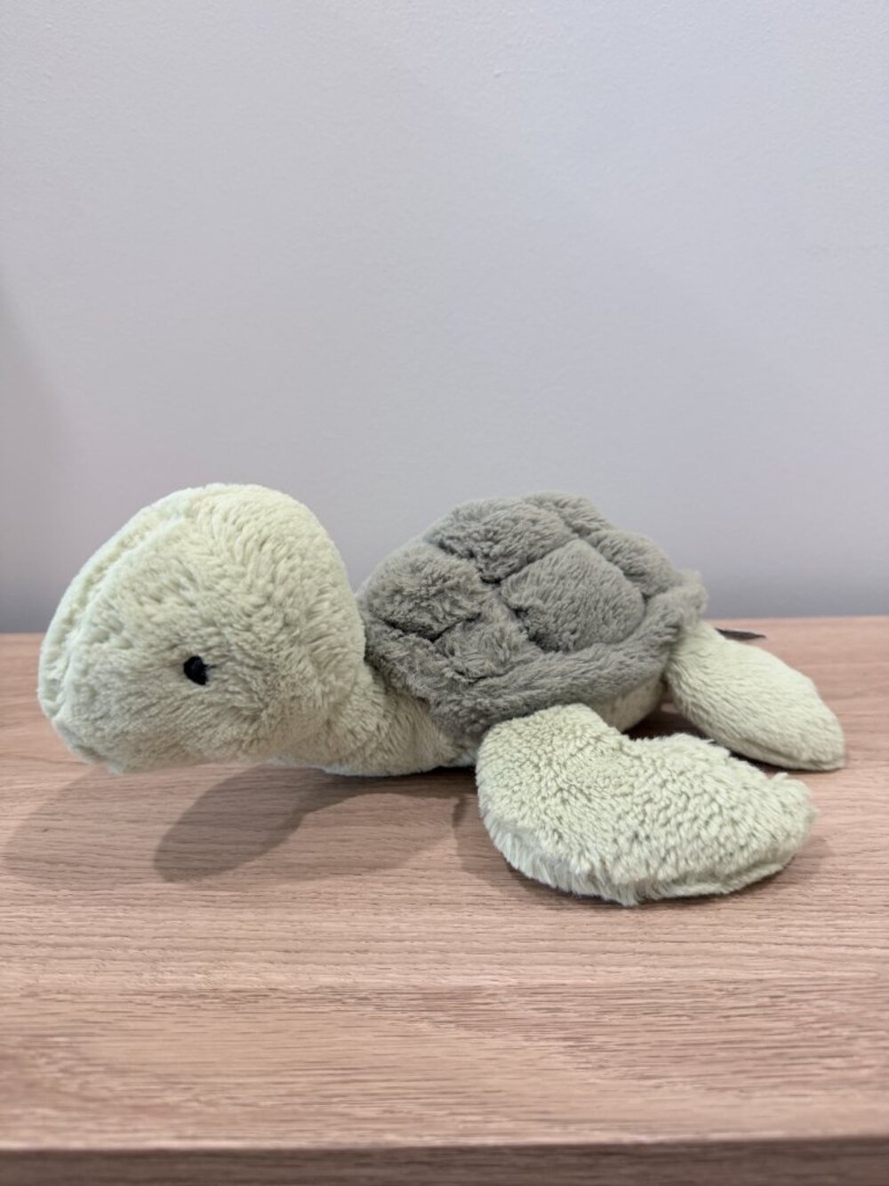 Jellycat Tully Turtle RETIRED - Picture 2 of 3